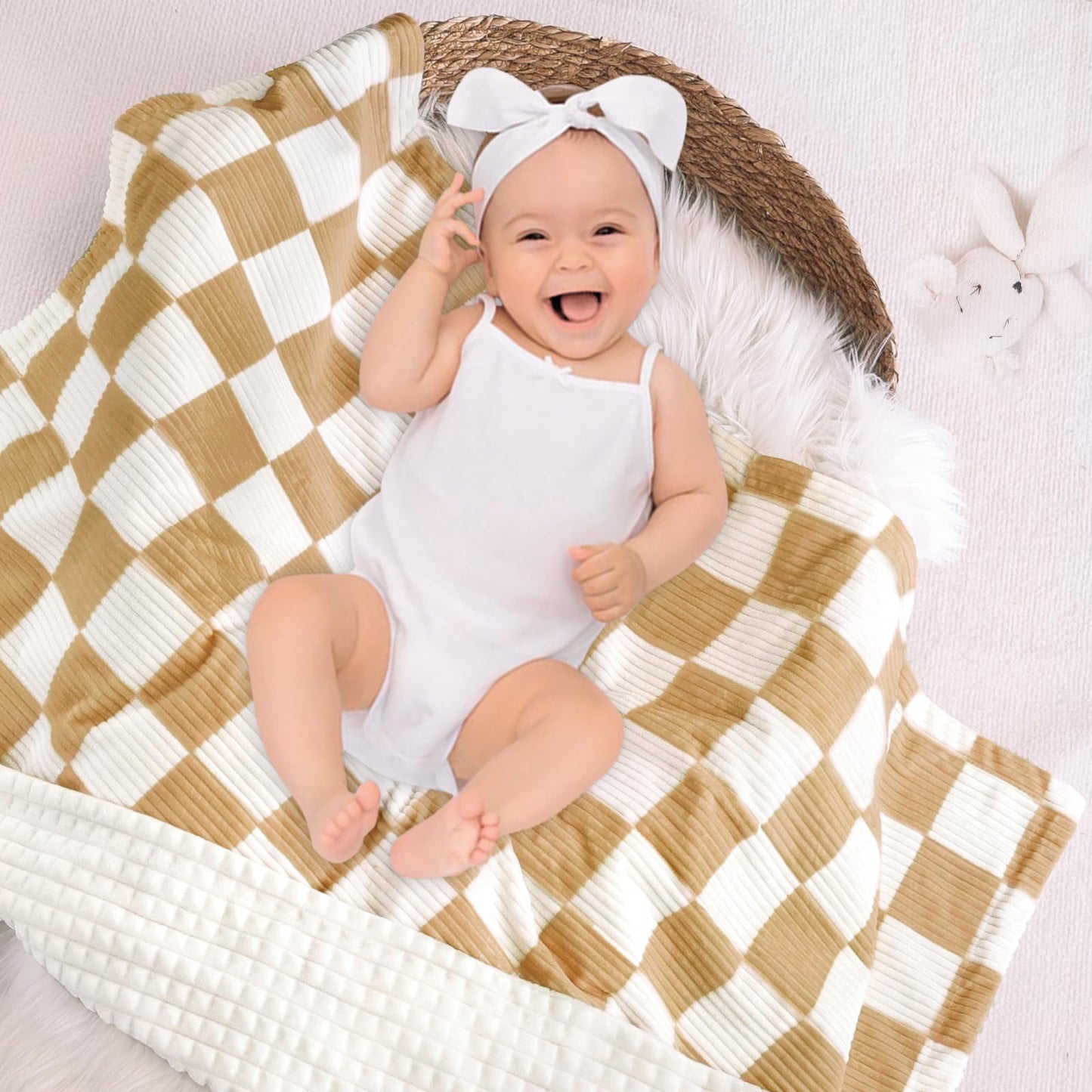 HOMRITAR Black and White Baby Blanket for Boys Ultra Soft Warm Lightweight Toddler Blanket with High Contrast Checkered, 3D Double Layer Fleece for Newborn Visual Touch Sensory 30x40 Inch