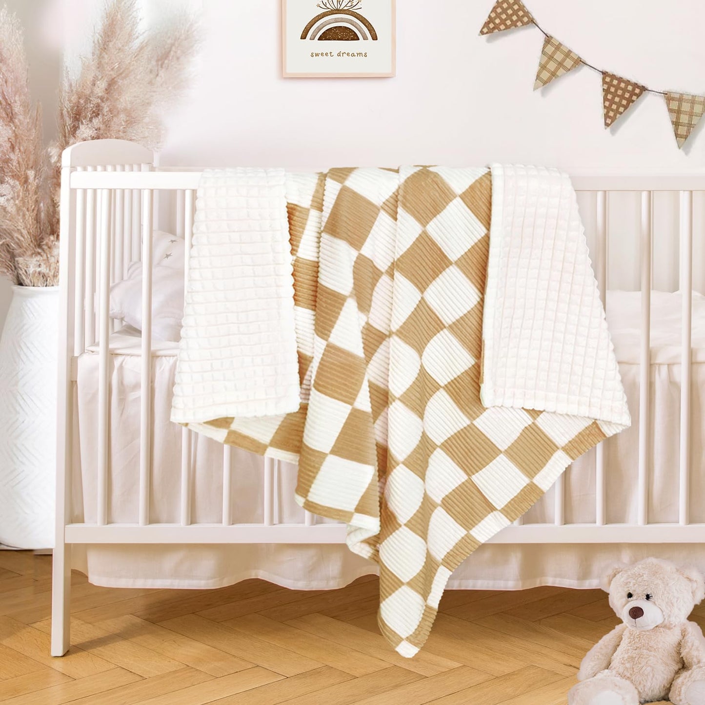 HOMRITAR Black and White Baby Blanket for Boys Ultra Soft Warm Lightweight Toddler Blanket with High Contrast Checkered, 3D Double Layer Fleece for Newborn Visual Touch Sensory 30x40 Inch