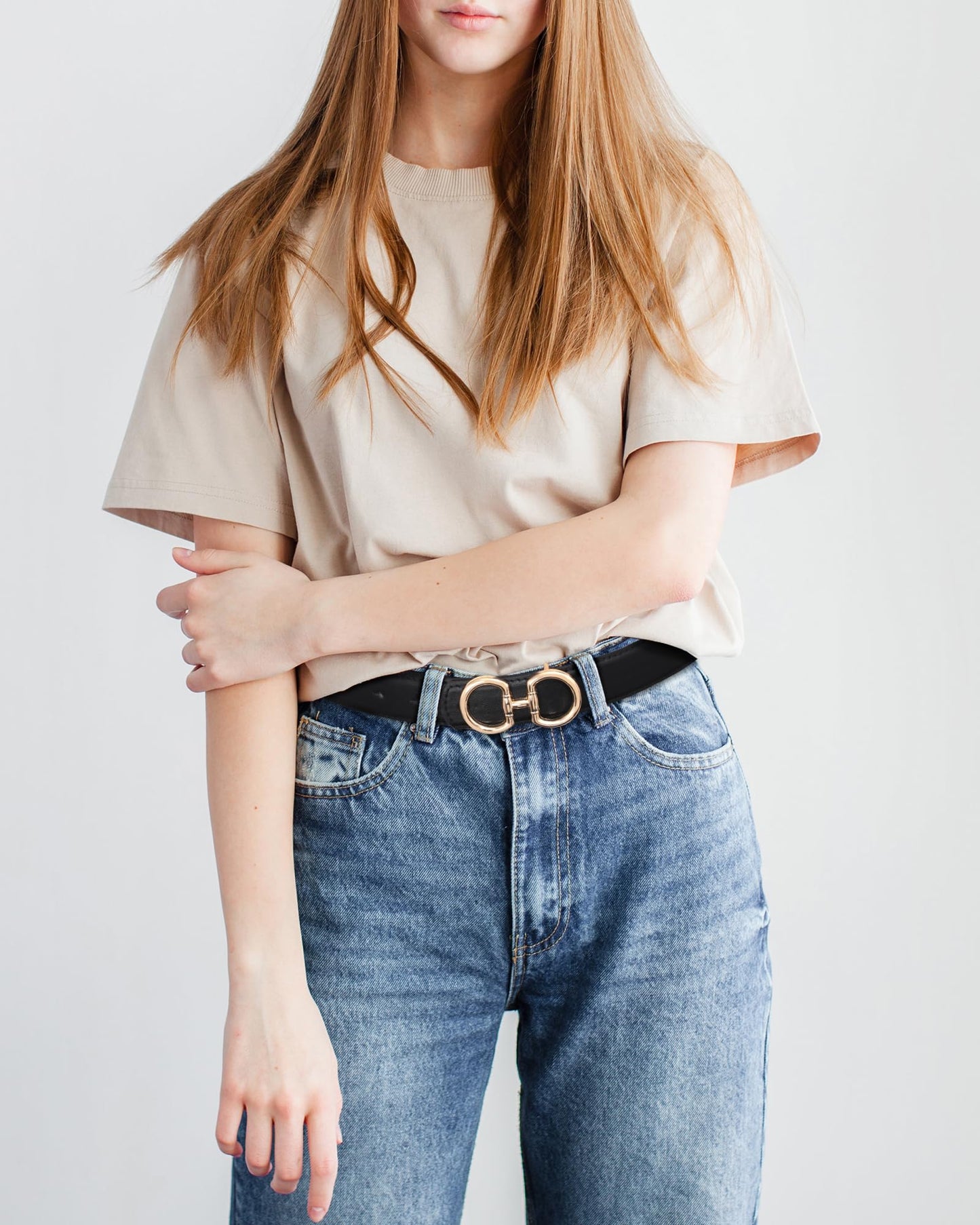 AWAYTR Reversible Belt for Women - Two-in-One Women Fashion Leather Belt for Jeans with Golden Buckle