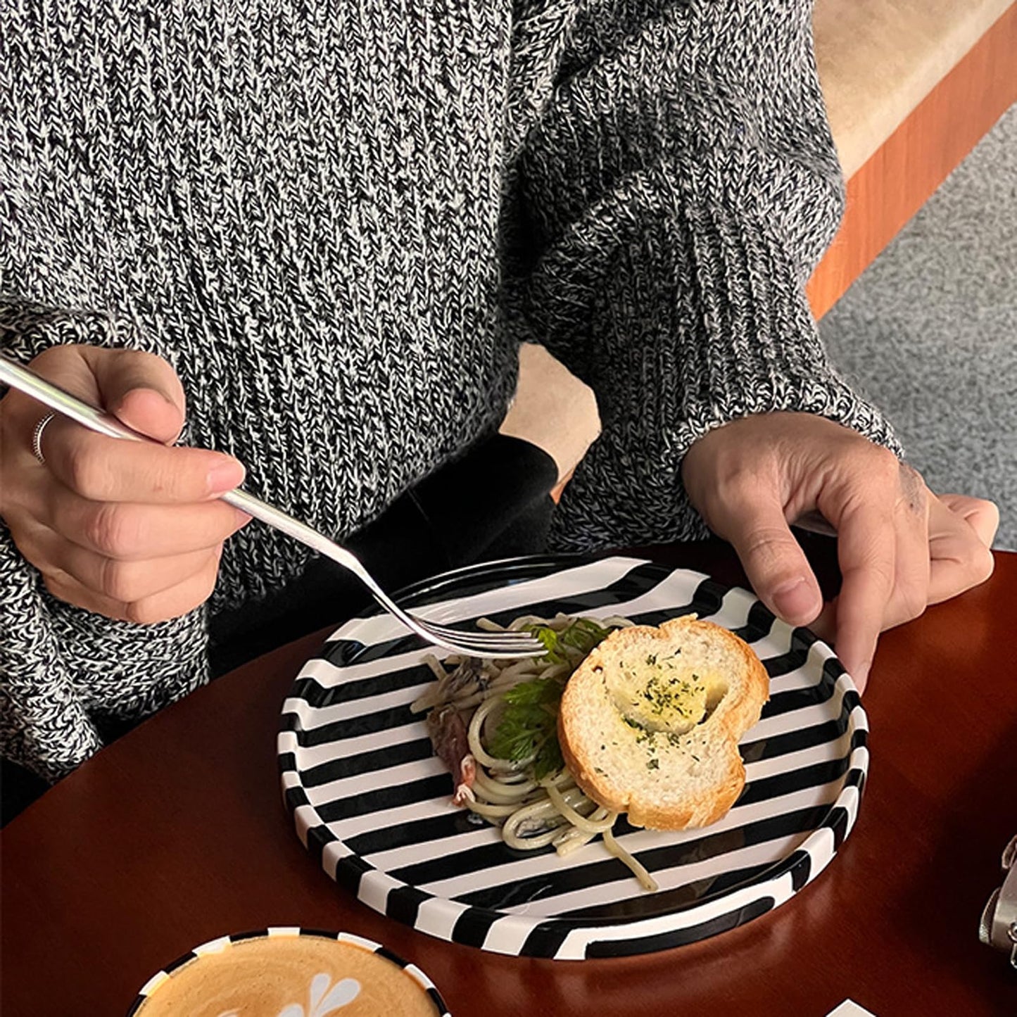 8 Oz Ceramic Coffee Mug Espresso Cups with Saucer Mug And Saucer Set Cup And Saucer Coffee Cups with Saucers Coffee Cups And Saucers,Black